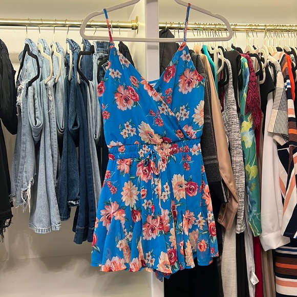 miami Pants - Blue floral romper